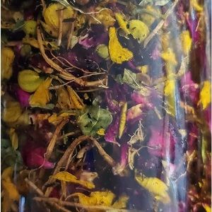 myAyurveda™️ Handmade Hair Oil ♥️ Whole Herb Infused Growth & Scalp Health